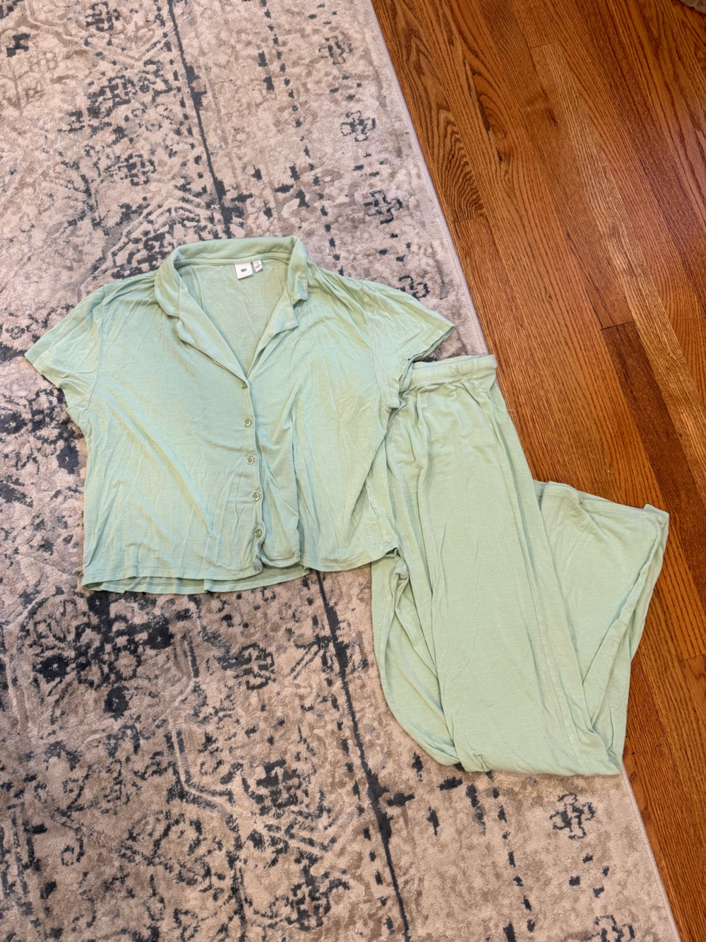bp Light Green Two-Piece Pajama Set